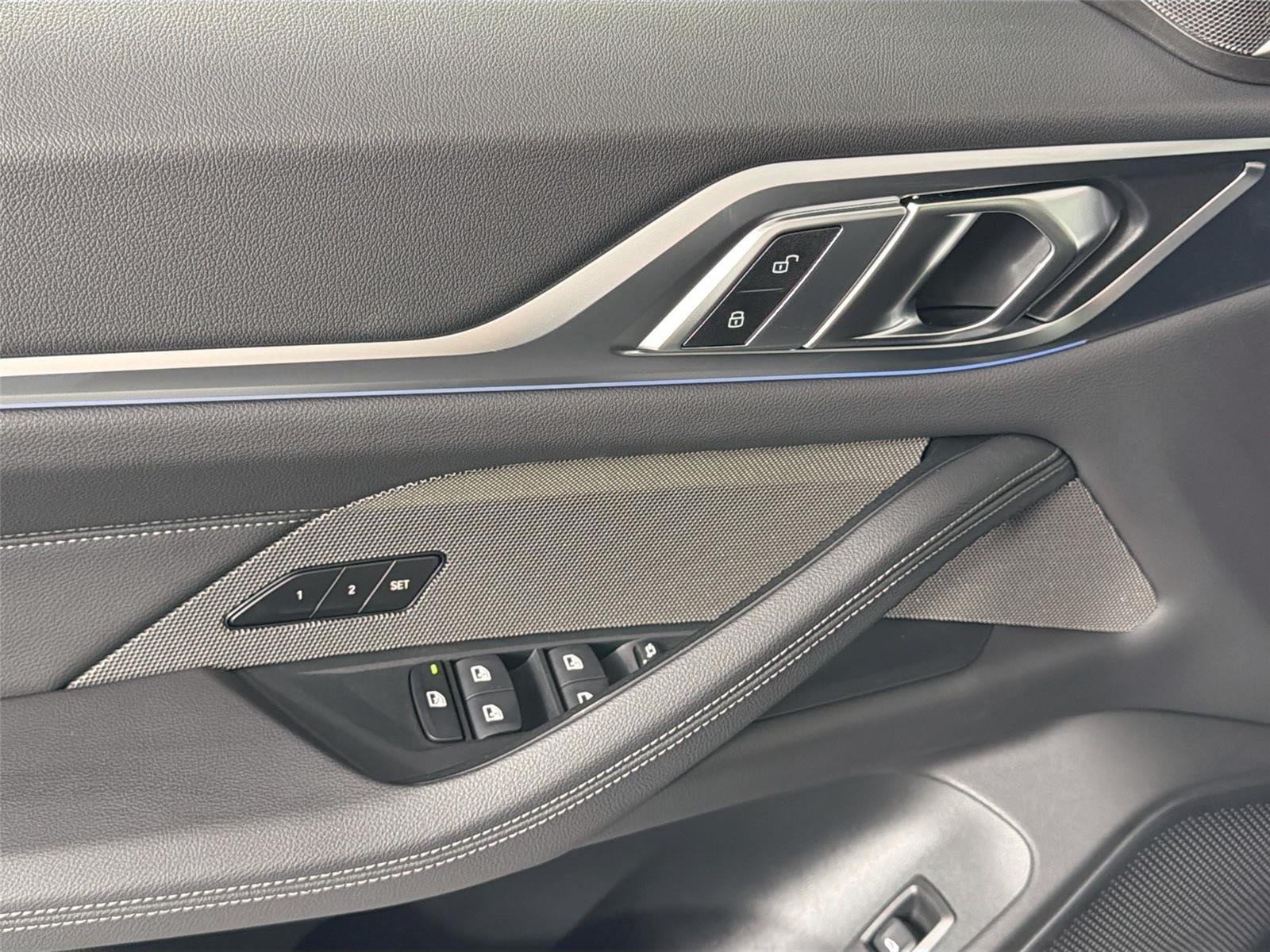 New 2026 Black Sapphire Metallic BMW eDrive40 image 18