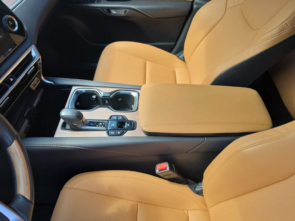 Used 2024 Matador Red Mica Lexus 350 Premium image 23