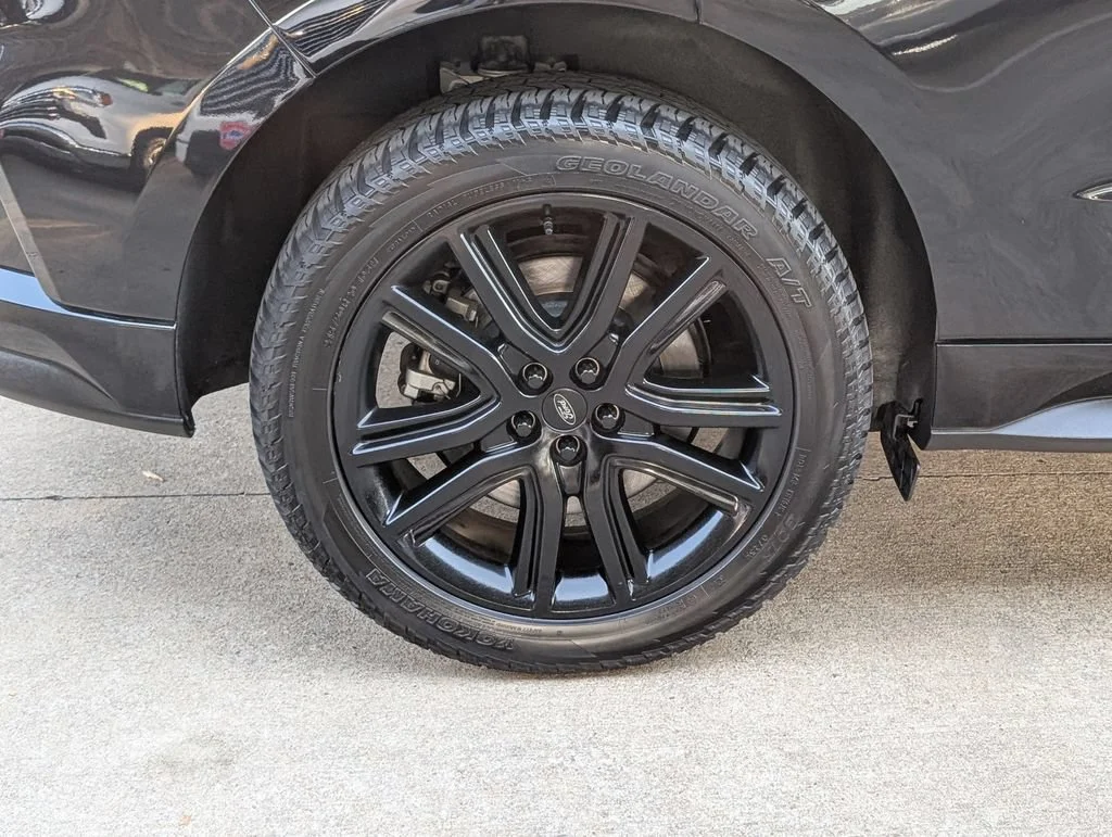 Used 2022 Black Ford ST-Line image 3