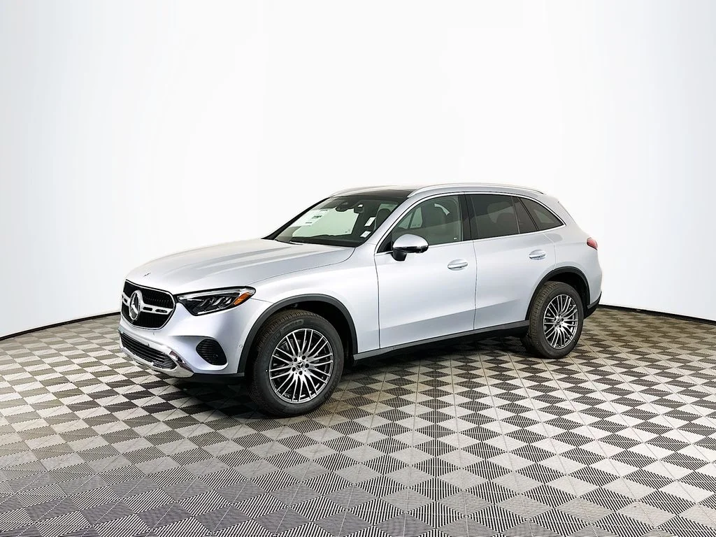 Used 2026 Gray Mercedes-Benz GLC 300 image 2