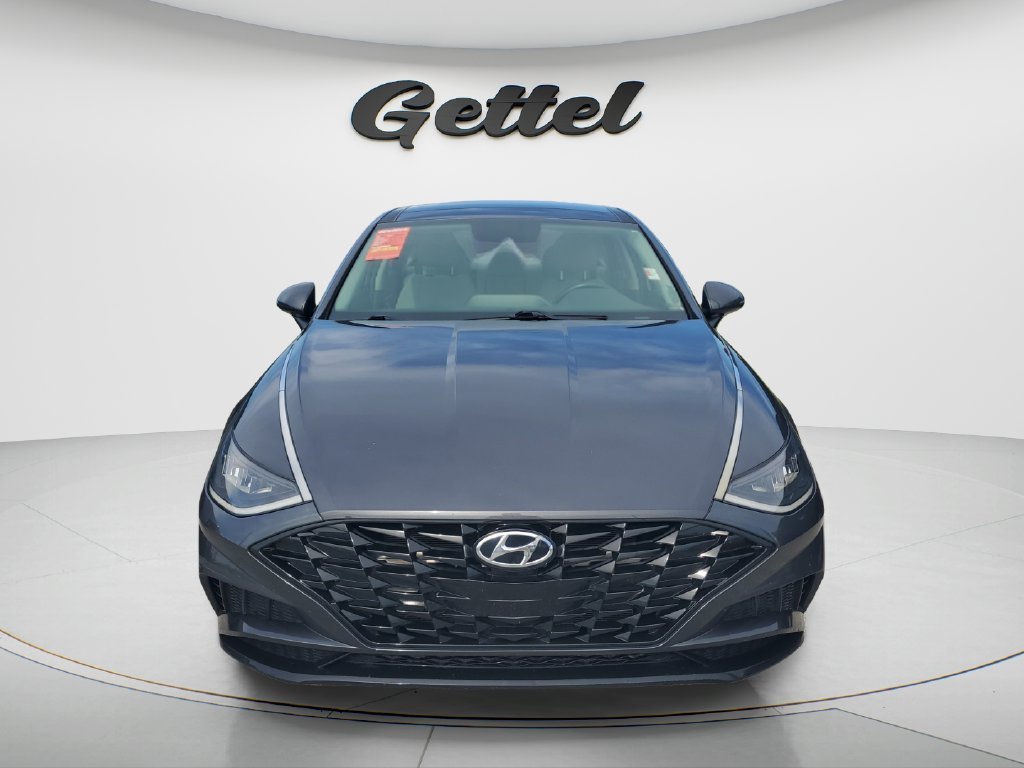 Used 2021 Gray Hyundai SEL image 2