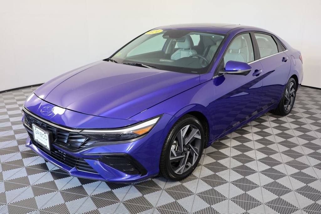 Used 2024 Blue Hyundai Limited image 4