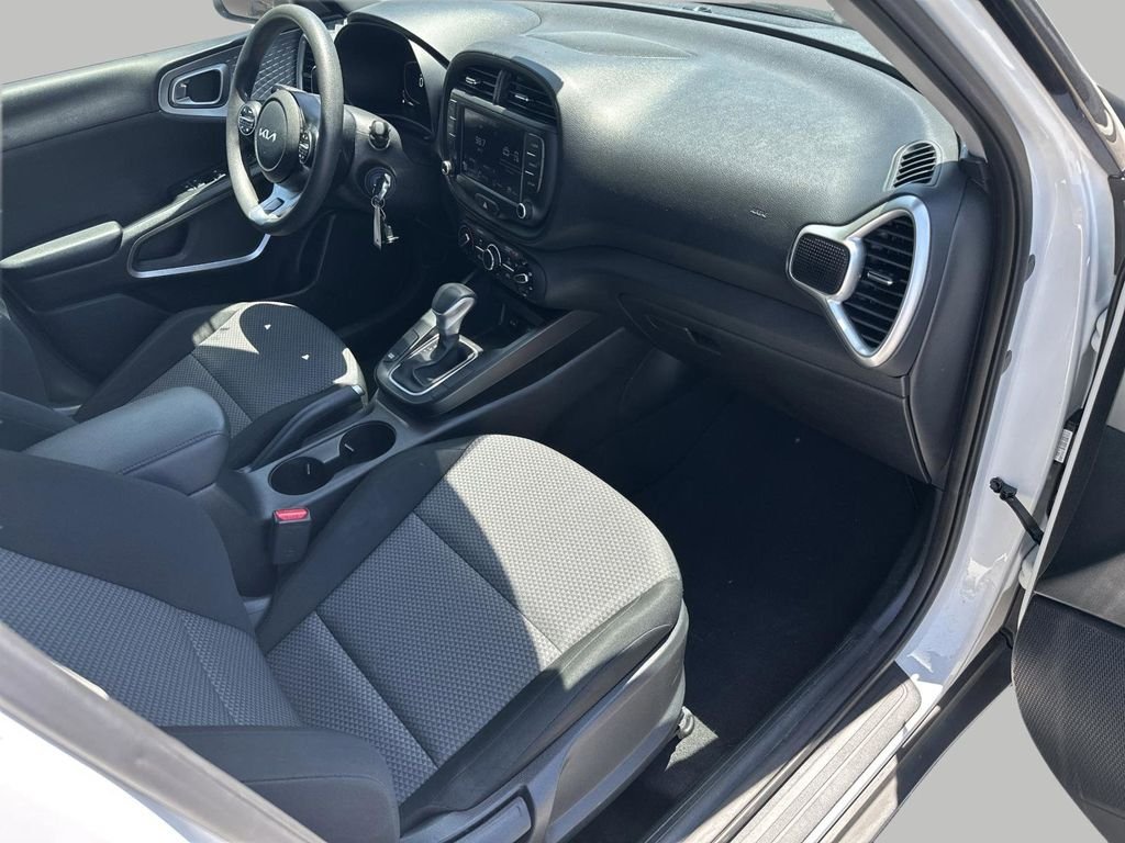 Used 2023 White Kia LX image 23