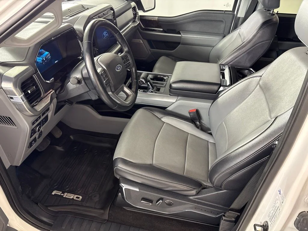 Used 2021 Black Ford Lariat image 30