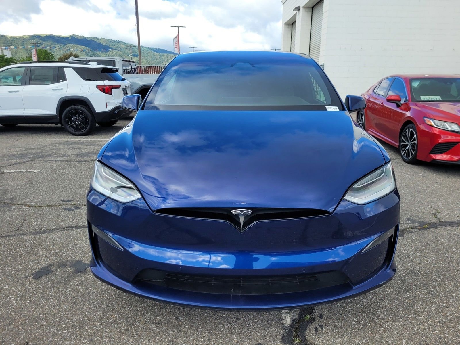 2022 Tesla Model X Base photo 2