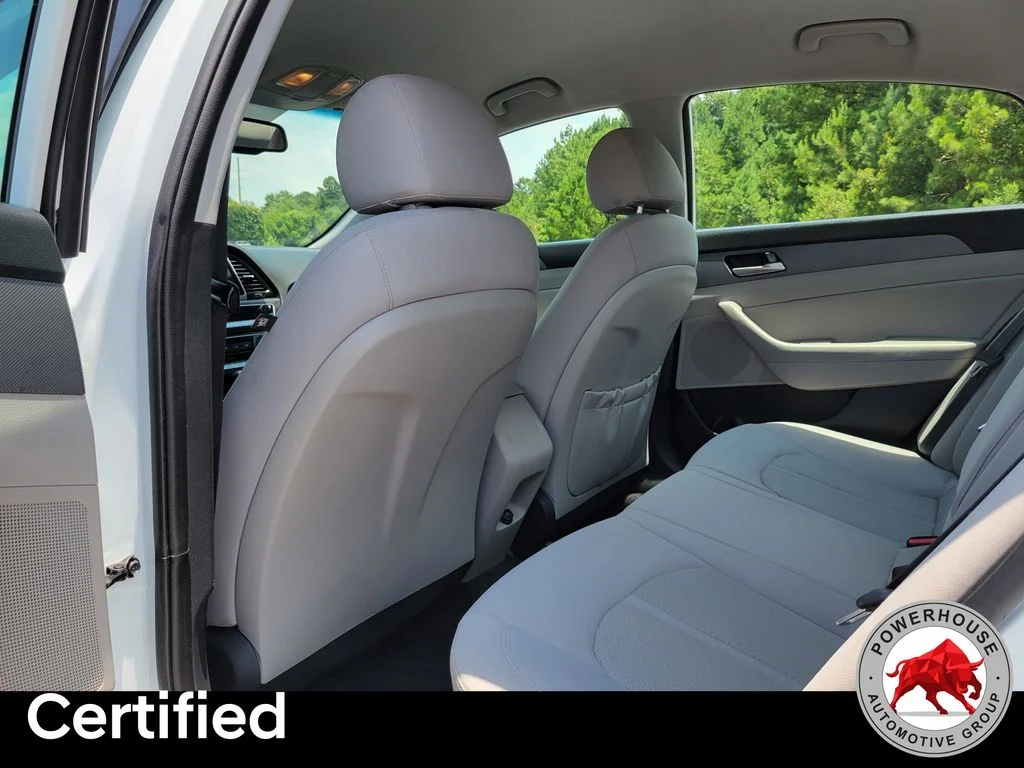 Used 2018 White Hyundai SEL image 14