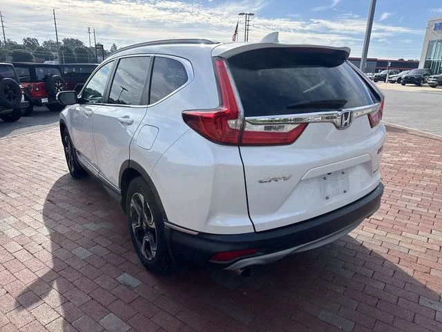 Used 2018 White Honda Touring image 7
