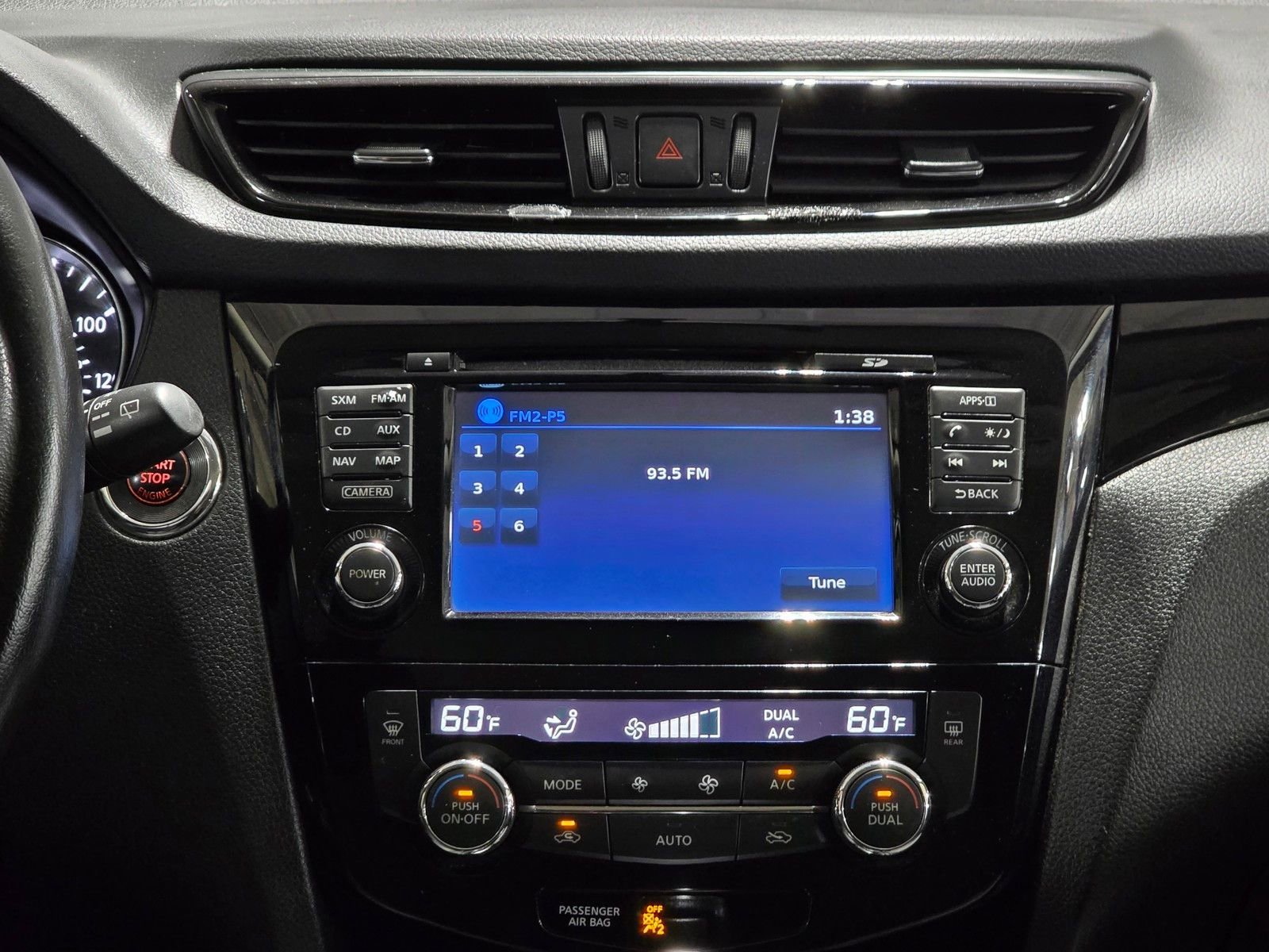 Used 2018  Nissan SV image 25