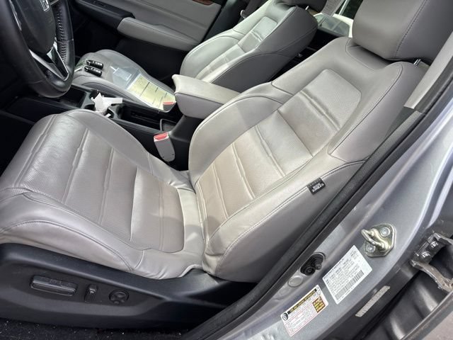 Used 2017 Silver Honda Touring image 15