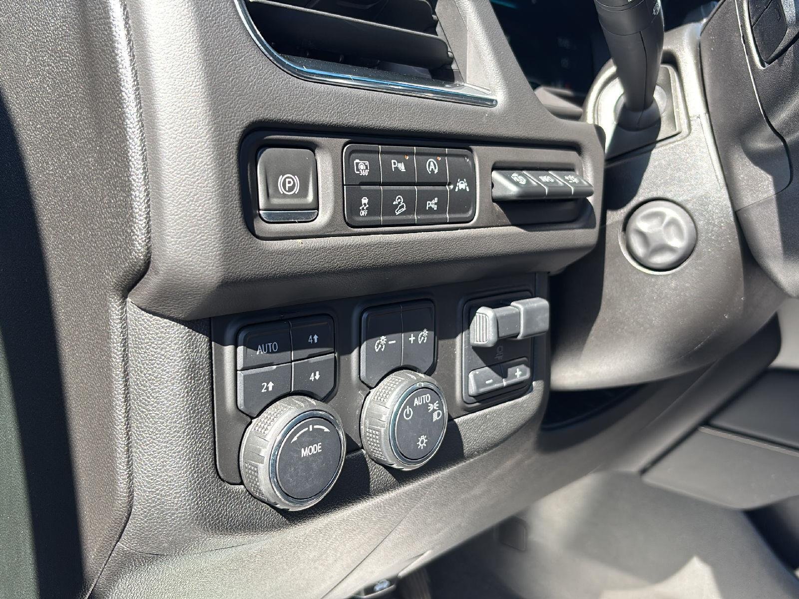 Used 2023 Black Chevrolet Premier image 15