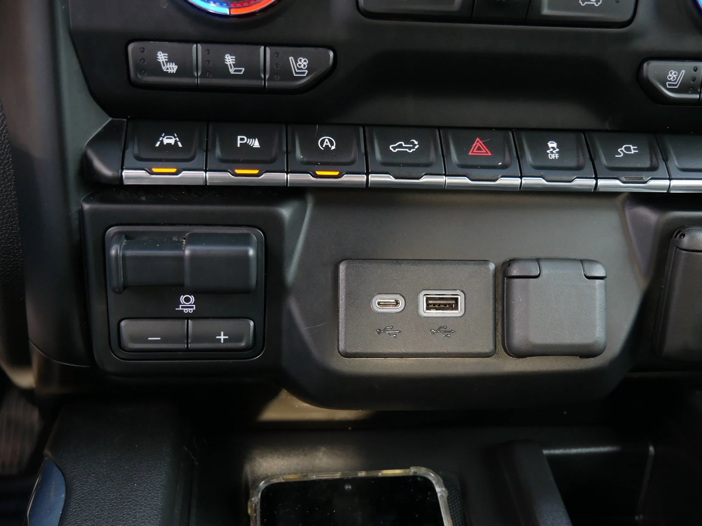 Certified Used 2020 Onyx Black GMC SLT image 35