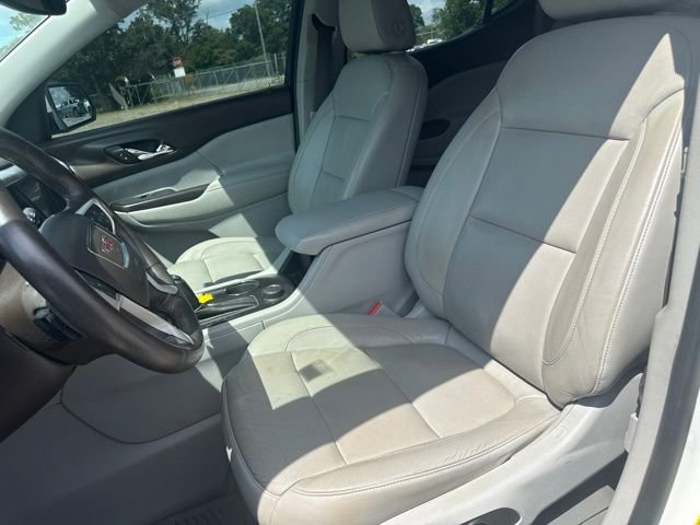 Used 2017 White GMC SLT-1 image 13
