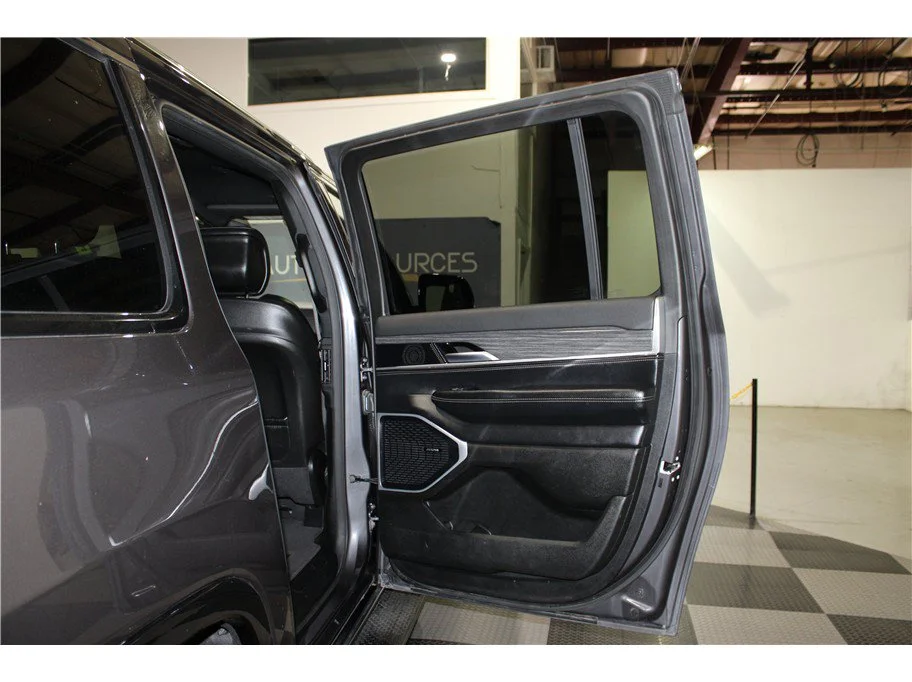 Used 2024 Baltic Gray Metallic Clearcoat Jeep Series II image 23