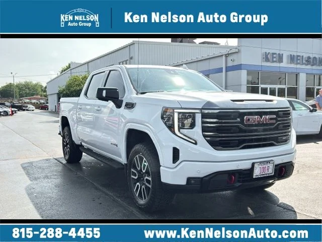 Used 2022 White GMC AT4 image 1