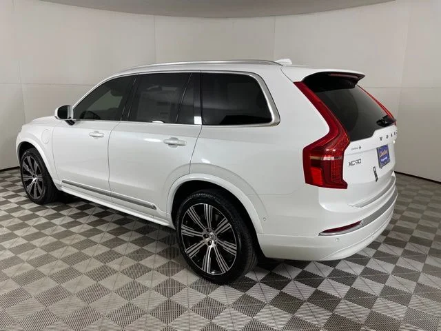 Certified Used 2025 White Volvo T8 AWD PLUS MANAGER SPECIAL image 8