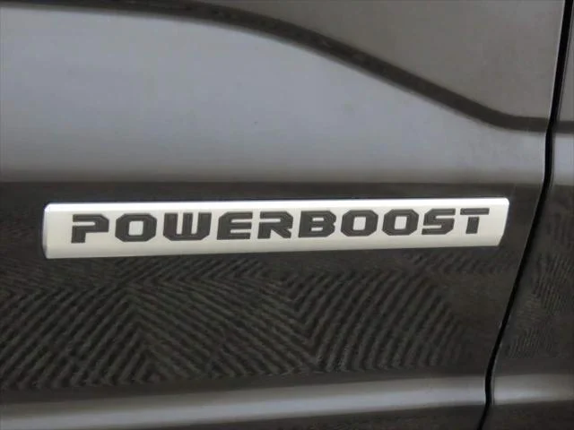 Used 2024  Ford XLT image 8