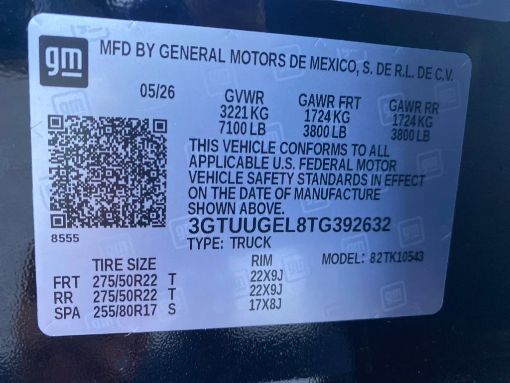Used 2026 Onyx Black GMC Denali image 42