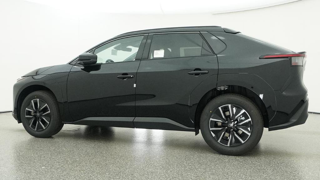 New 2026 Midnight Black Metallic Toyota XLE image 7