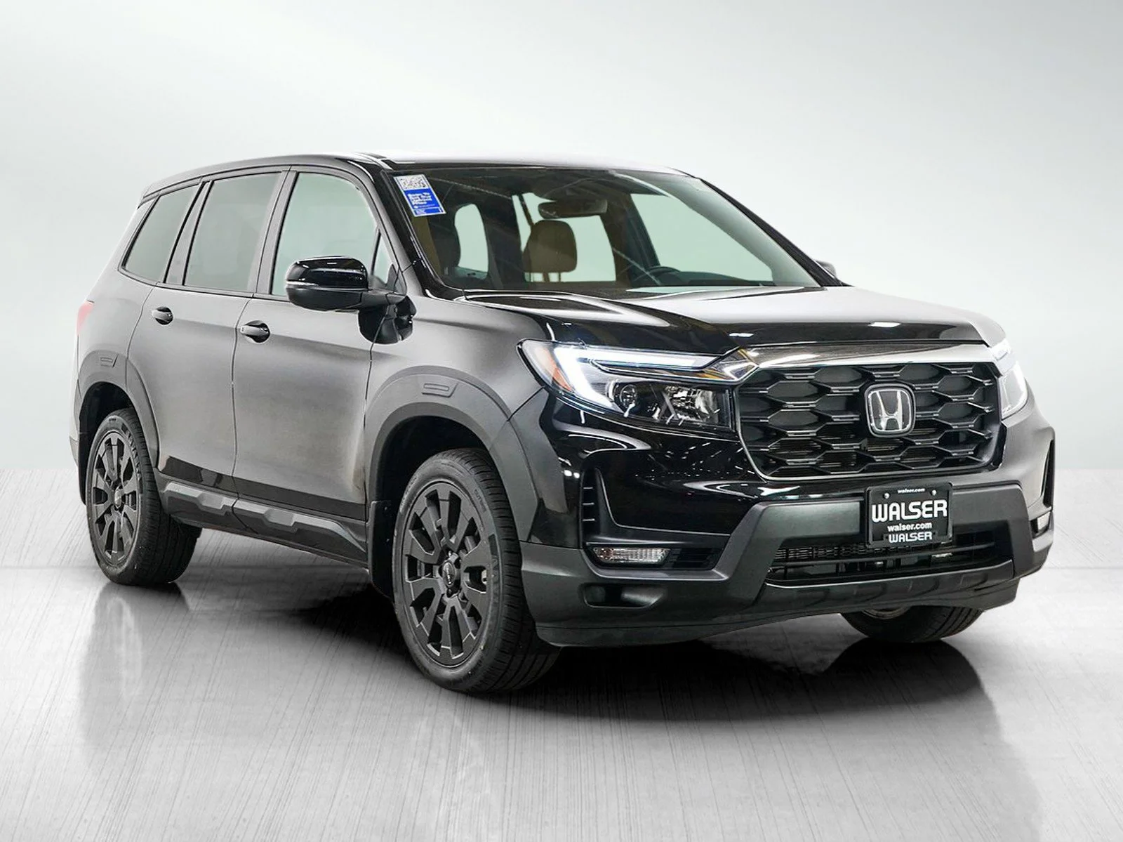 Used 2023 Black Honda EX-L AWD image 7