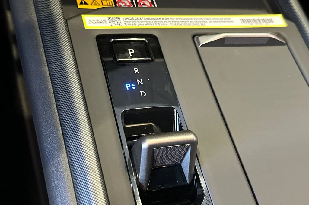 New 2026 Caviar Lexus ES 350e PREMIUM image 21