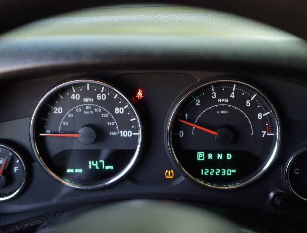 Used 2015 Black Jeep Sport image 11