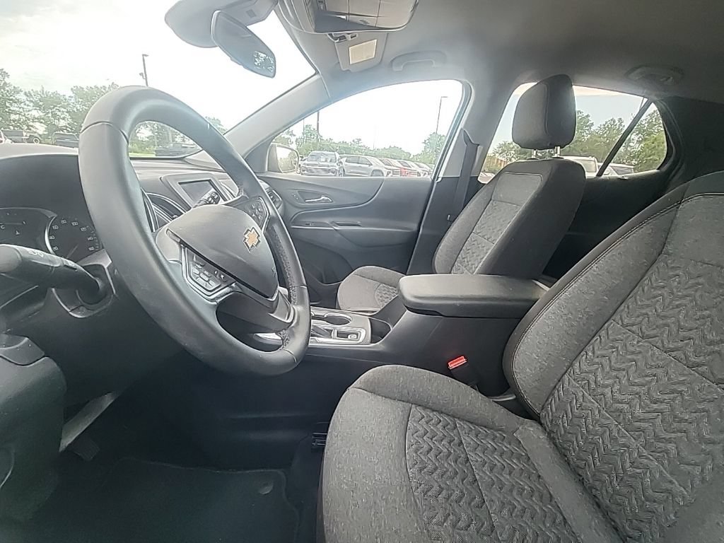 Used 2024 Mosaic Black Metallic Chevrolet LT image 4