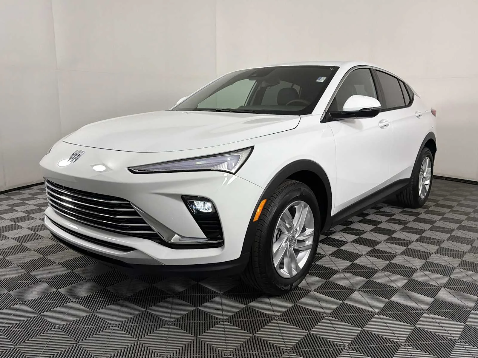 New 2026 Summit White Buick Preferred image 3