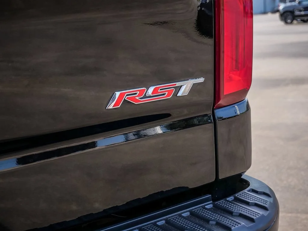 2022 Chevrolet Silverado 1500 Limited RST - Photo 14