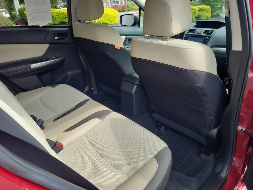 Used 2016 Venetian Red Pearl Subaru Premium image 24