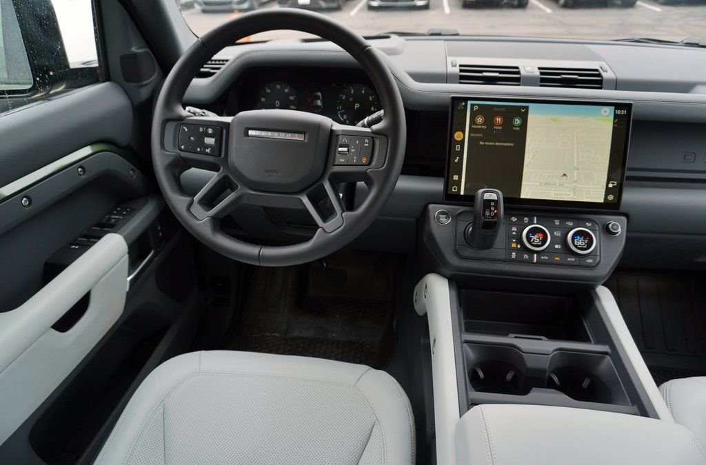 Certified Used 2026 Green Land Rover X-Dynamic SE image 14