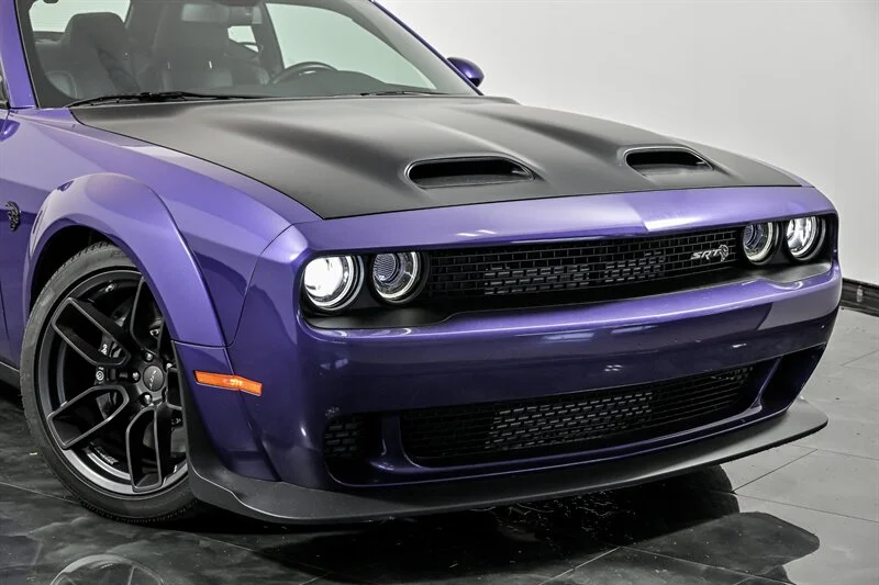 Used 2019 Plum Crazy Pearl Coat Dodge SRT Hellcat Redeye image 2