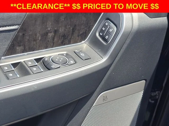 Used 2024 Blue Ford Lariat image 19
