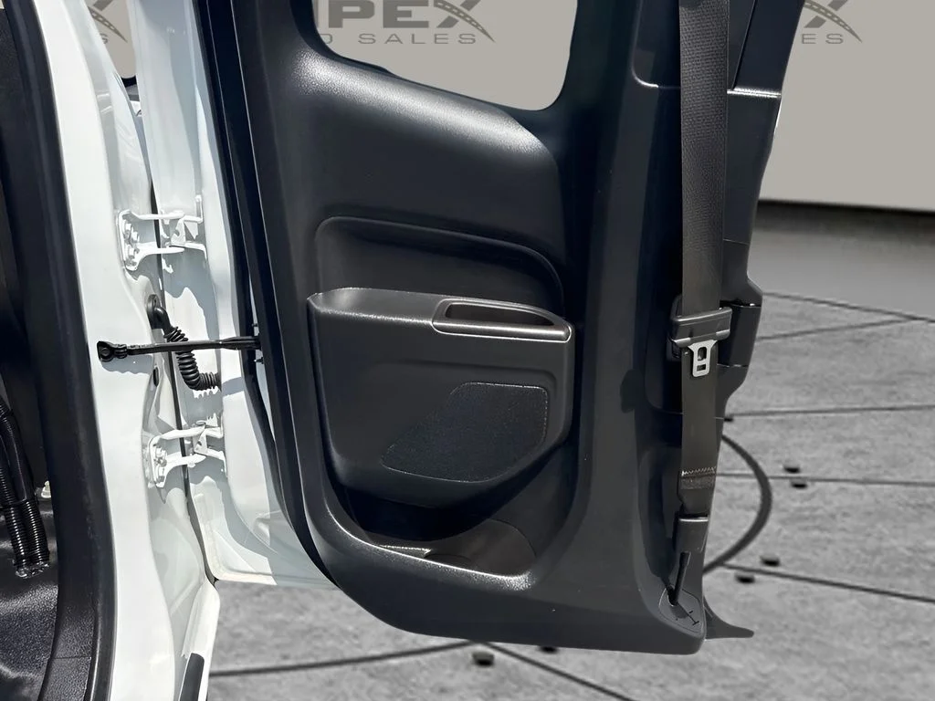 Used 2022 White Chevrolet LT image 20