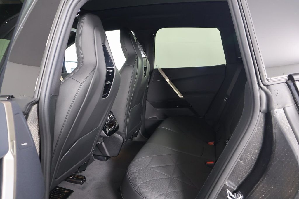 2026 BMW iX 60 - Photo 6