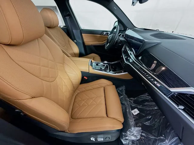 New 2026 Gray BMW xDrive40i image 28