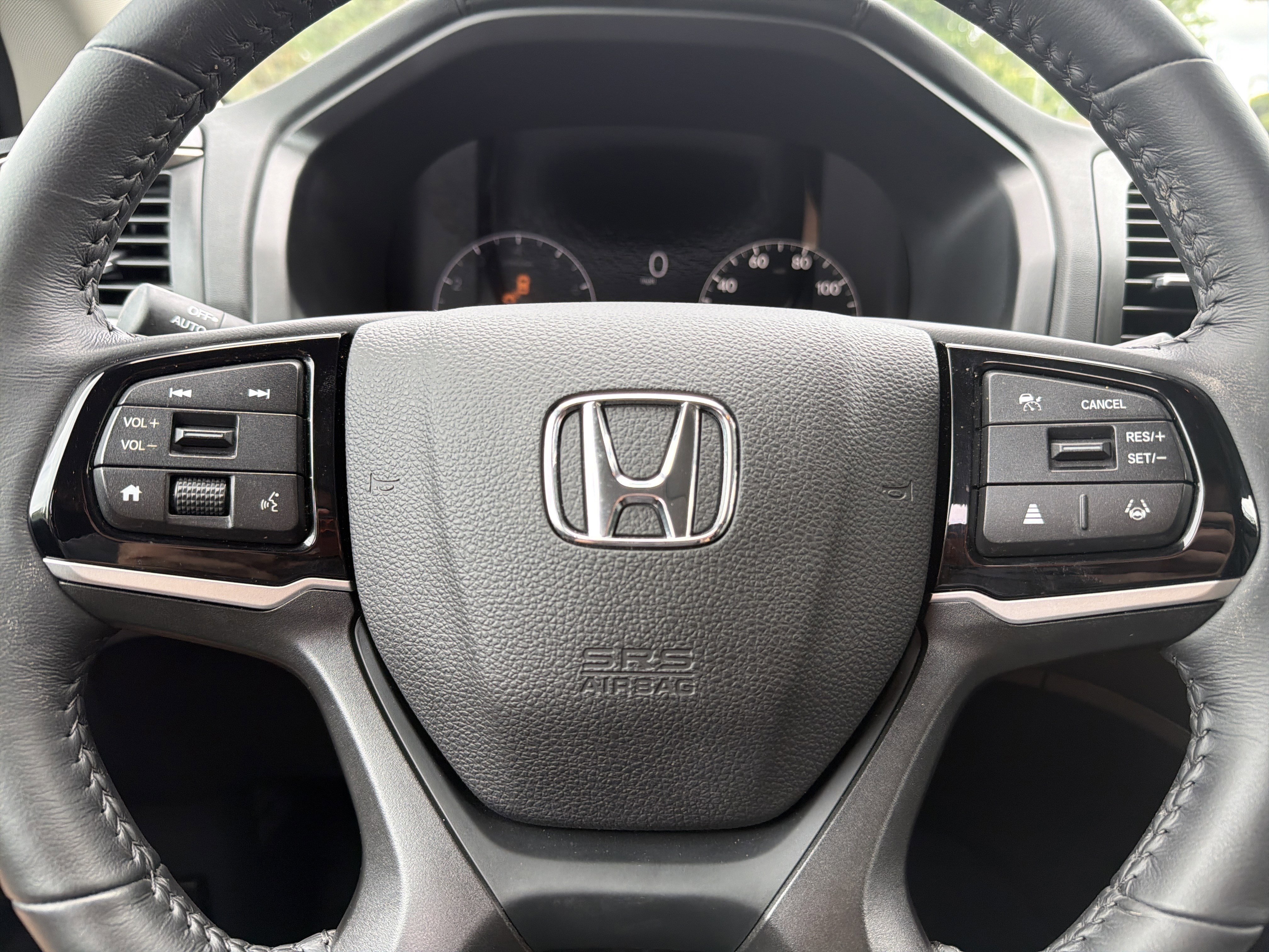 Used 2026 Modern Steel Metallic Honda EX-L image 10