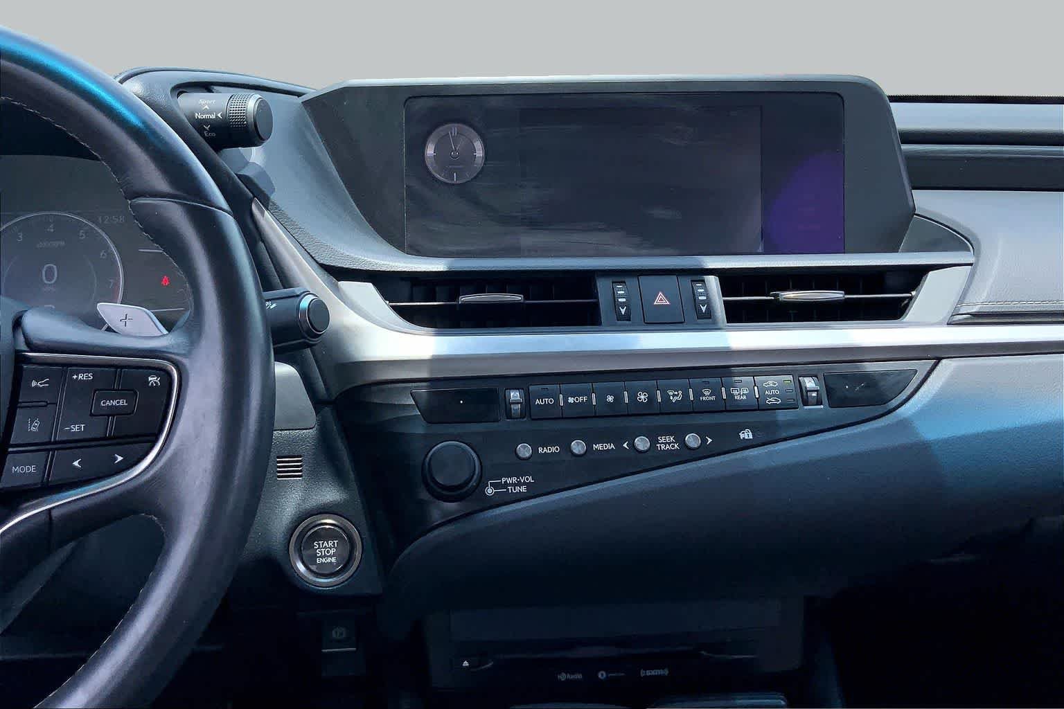 Used 2019 Nightfall Mica Lexus  image 7