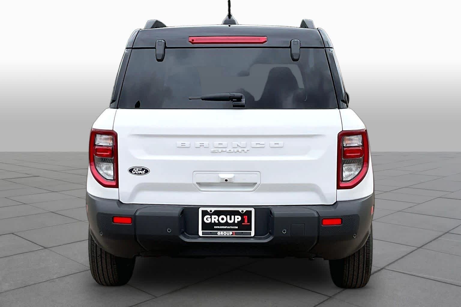 New 2026 Oxford White Ford Outer Banks® image 4
