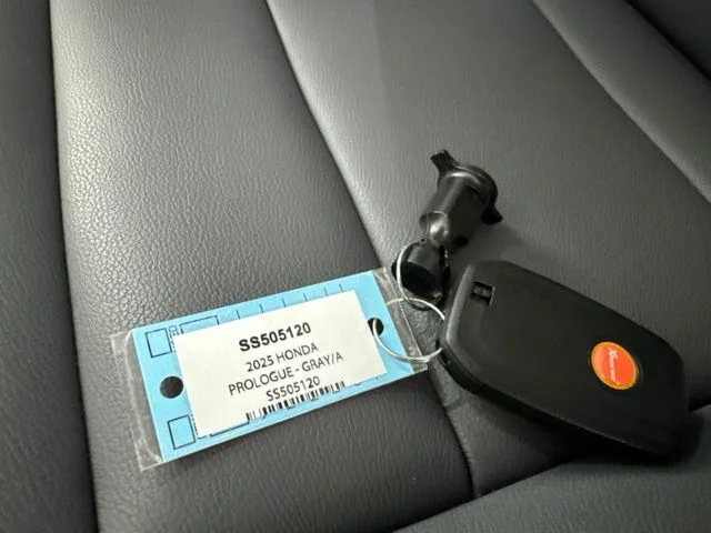 Used 2025 Gray Honda Touring image 32