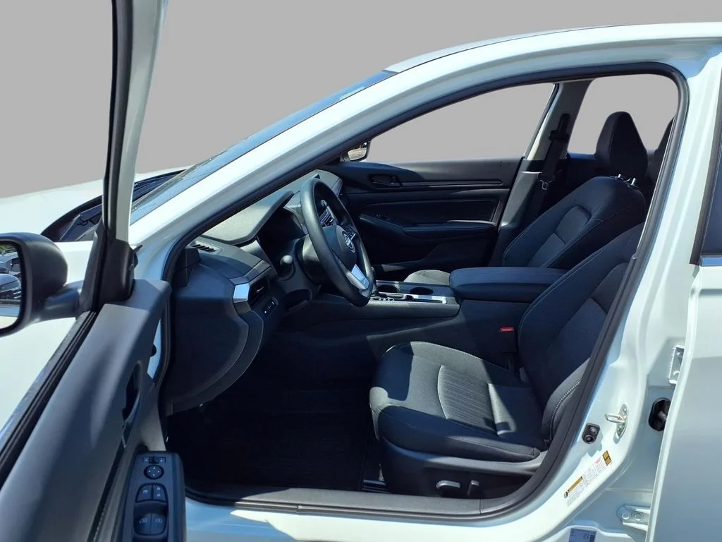 New 2026 Pearl White TriCoat Nissan SV image 20