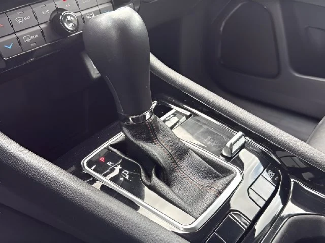 Used 2022 Red Jeep Limited image 22
