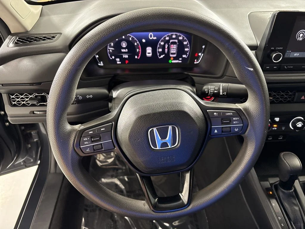 Used 2024 Gray Honda LX image 25