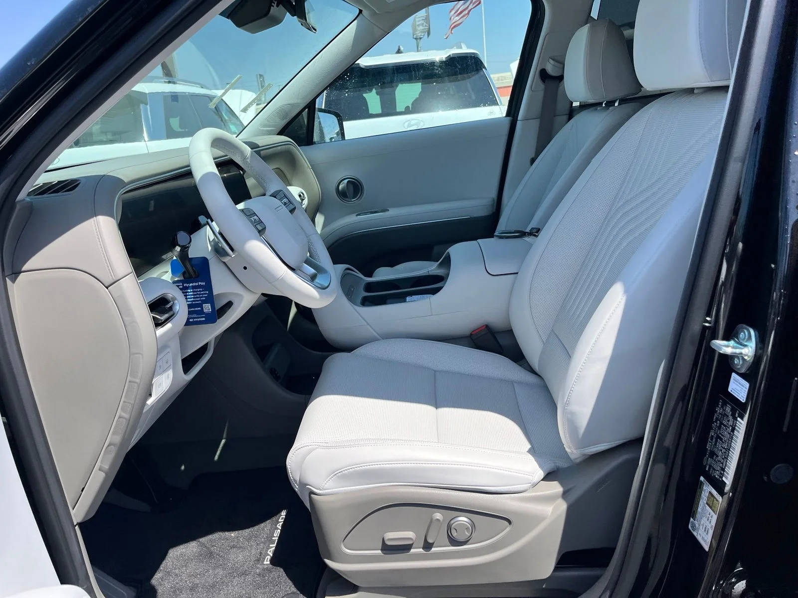 New 2026 Black Hyundai Blue SEL image 15