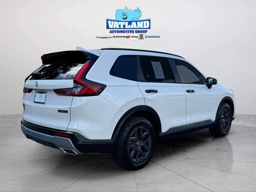 Used 2026 Platinum White Pearl Honda TrailSport image 5