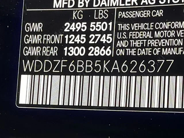 Used 2019 Red Mercedes-Benz 4MATIC® image 33