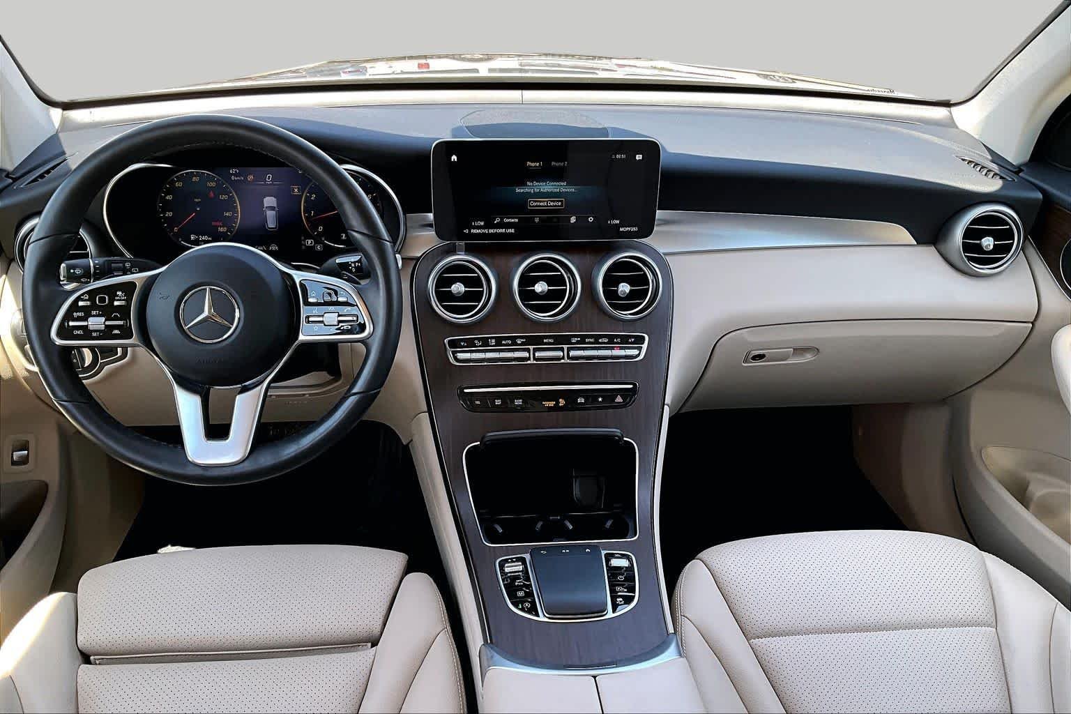 Used 2022 Mojave Silver Metallic Mercedes-Benz GLC 300 image 13