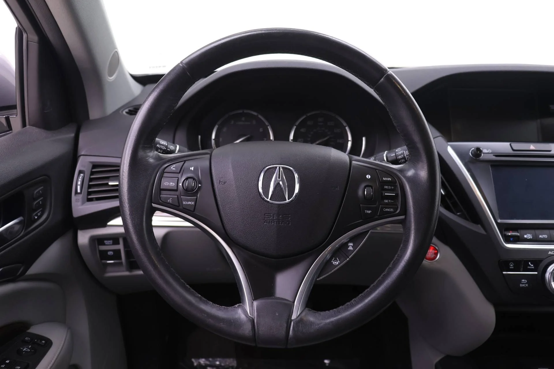 Used 2018 Lunar Silver Metallic Acura 3.5L image 12