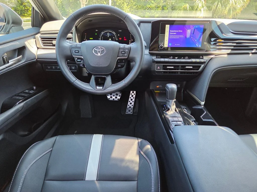 Certified Used 2025 White Toyota SE image 7