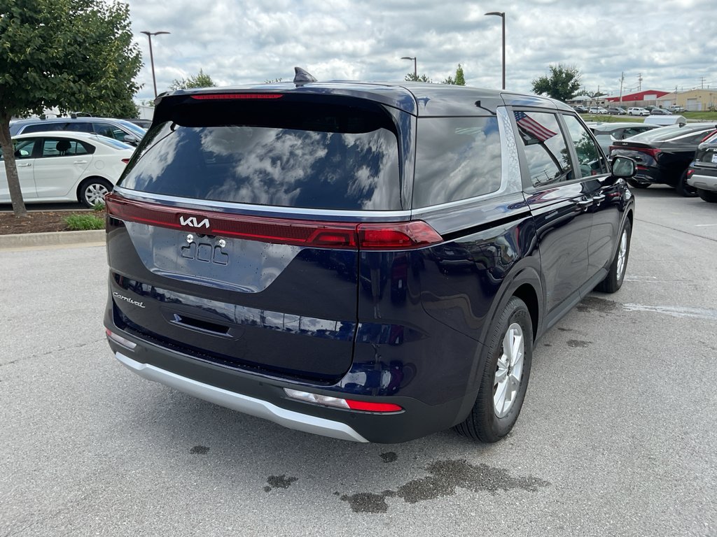 Used 2022 Deep Chroma Blue Kia LXS image 9