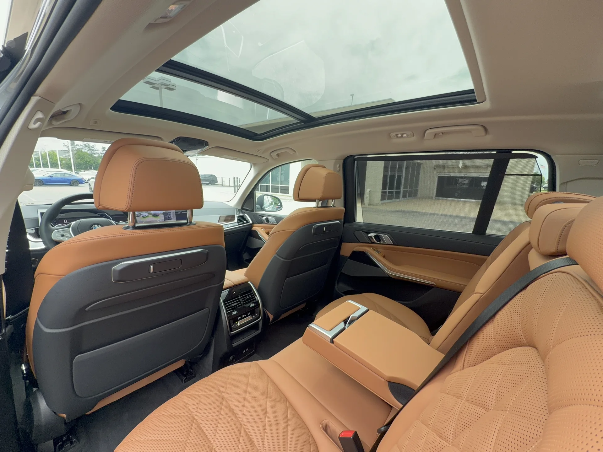 New 2026 Skyscraper Grey Metallic BMW xDrive40i image 28